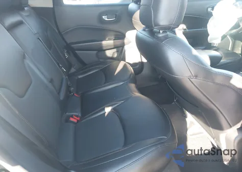 2020 Jeep Compass Limited 4X4 z USA, uszkodzony, nr VIN 3C4NJDCB3LT244661